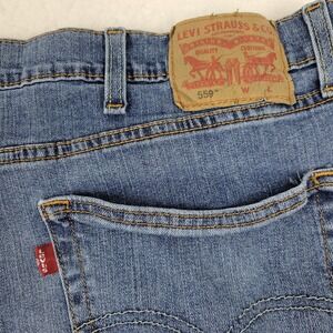Levis 559 Relaxed Straight Jeans Mens‎ 56 x 30 Measures 52 x 27.5 Cotton Blend